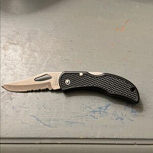 Frost Cutlery Flying Falcon Stainless Steel Black Textured Handle Folding Knife